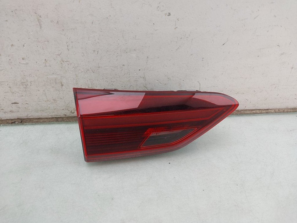 ACHTERLICHT LINKS Volkswagen Polo VI (AW1) (|2G0945093D|), Gebruikt, Volkswagen, Valeo, 100, rue de Courcelles
75017  Paris, FR