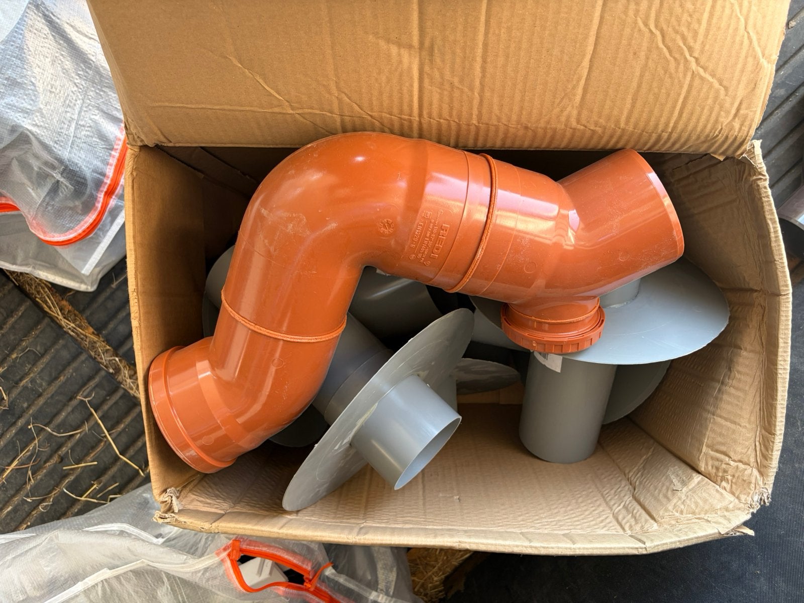 Accessoire evacuation eau, Bricolage & Construction, Sanitaire, Enlèvement, Neuf, Autres types