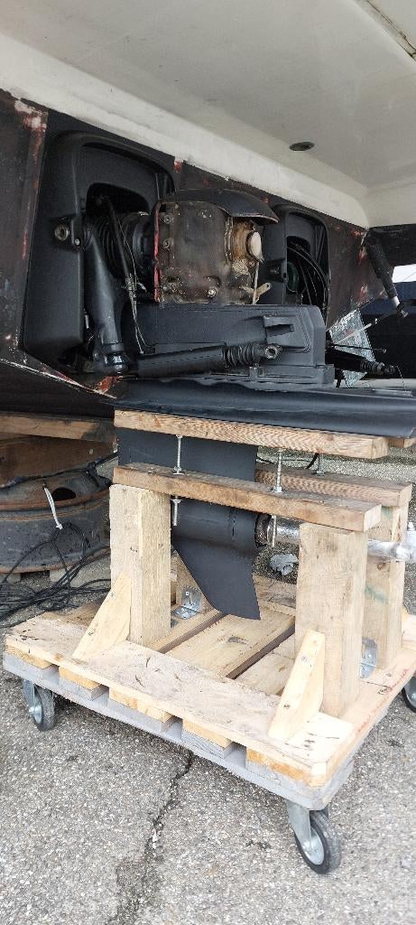 TE HUUR karretje om Z-drives te monteren, Enlèvement, Comme neuf, Outillage