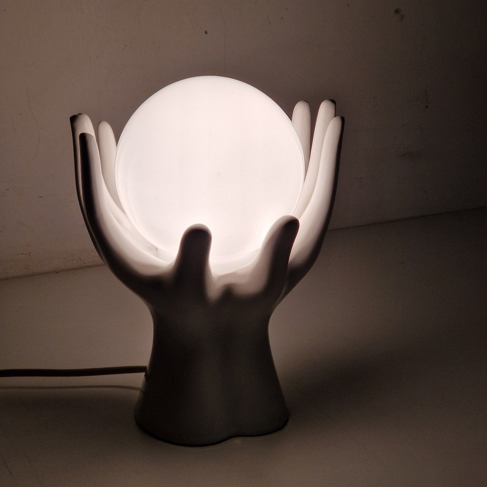 Vintage Design Handenlamp uit de jaren 80
Gemaakt van wit g, Enlèvement ou Envoi, Céramique, Avec interrupteur, Design