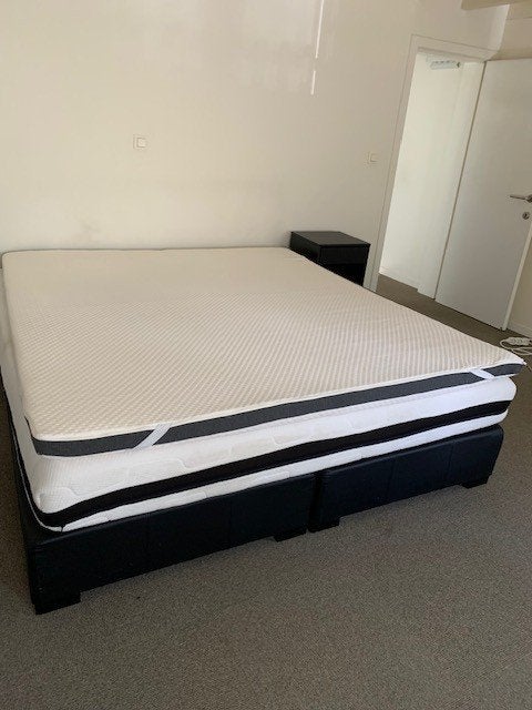 boxspring met eventueel gratis matras en topper, Ophalen, Gebruikt, Zwart, Tweepersoons