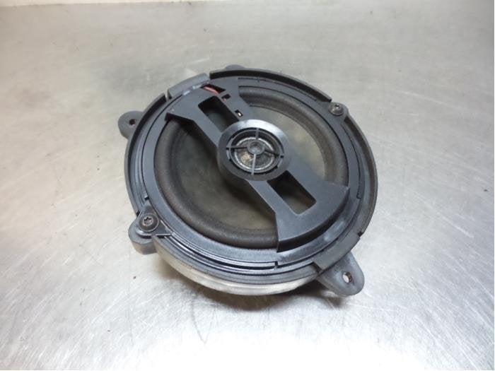 Haut-parleur d'un Renault Clio (Clio 3 06-), Renault, -, 3 mois de garantie, Utilisé