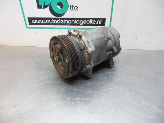Aircopomp van een Volkswagen Beetle (Beetle 98-), Auto-onderdelen, Gebruikt, -, Volkswagen, -