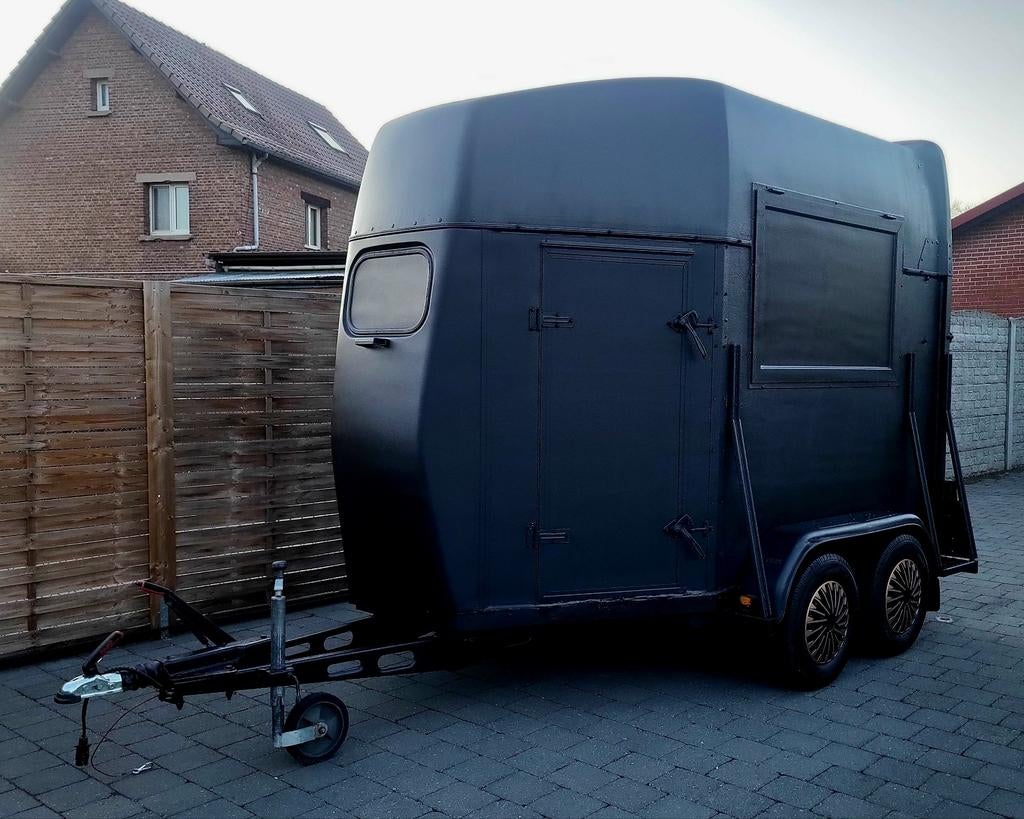 Foodtruck "Basic" -->>Full Black-->> Top Basis, Zakelijke goederen, Ophalen