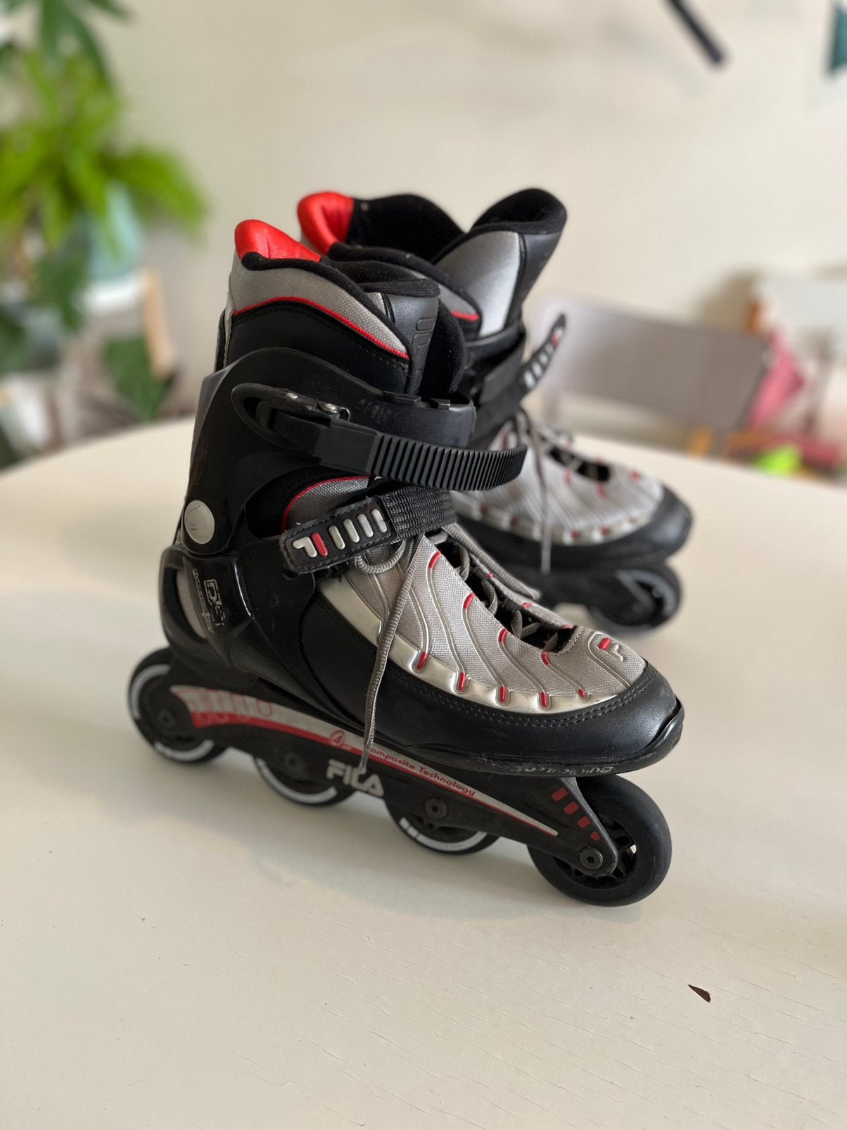 Skeelers/rollerblades Fila maat 42, Femmes, Rollers 4 roues en ligne, Enlèvement, Utilisé