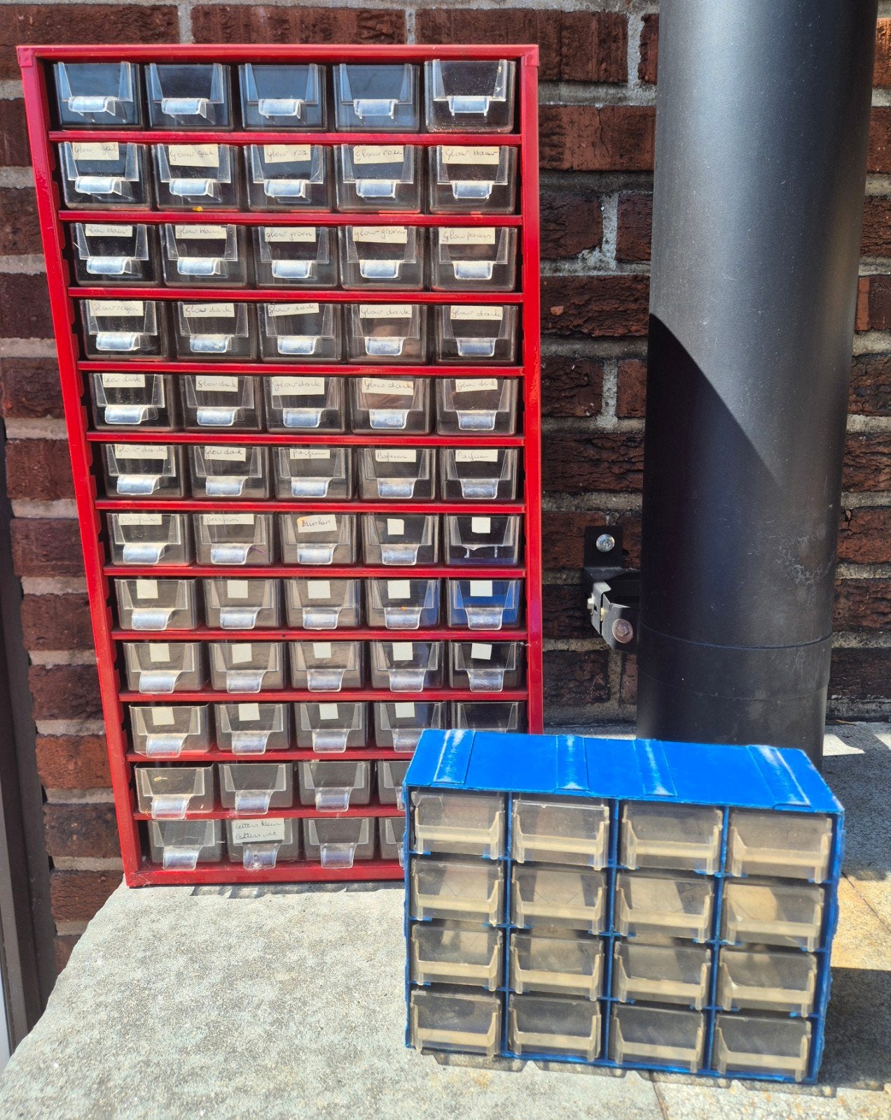 Sorteer doosjes voor schroeven , nagels,..., Doe-het-zelf en Bouw, Kratten en Dozen, Ophalen, Gebruikt, Overige typen