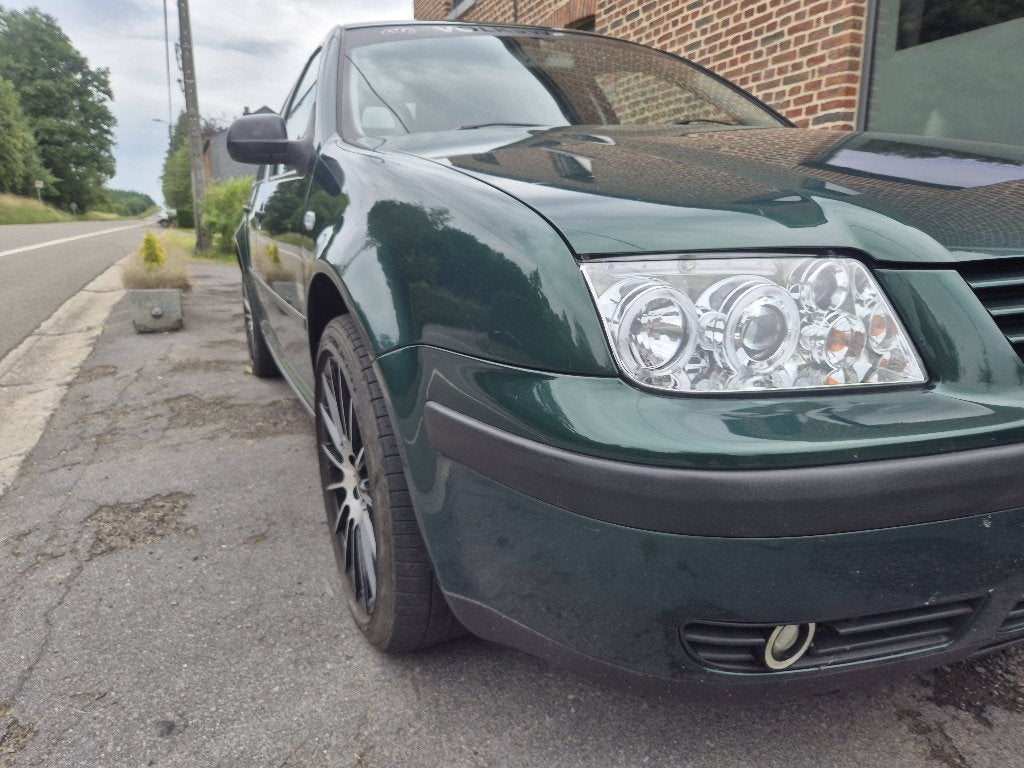 Bora 1.6 essence 120000 km, Bora, Boîte manuelle, 5 portes, Particulier