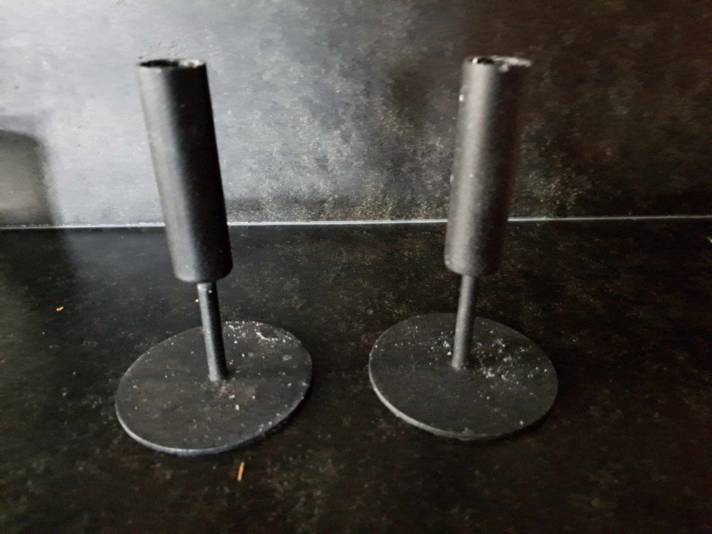 Set van 2 metalen muur-, of gewone (strakke) kandelaars, Huis en Inrichting, Zwart, Ophalen of Verzenden, Zo goed als nieuw, Metaal
