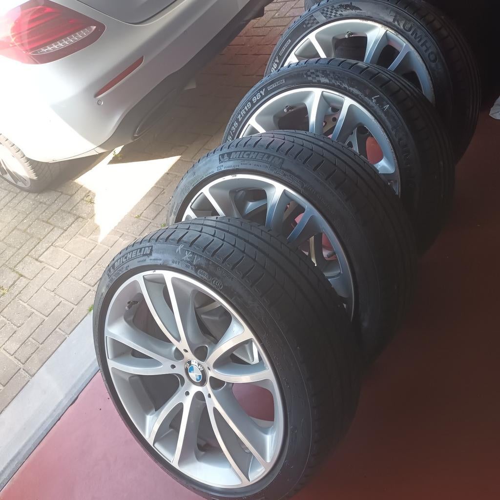 JANTES D'ORIGINE BMW SÉRIE 5.6.7 LES PLUS LARGES DE 19 POUCE, Autos : Pièces & Accessoires, Pneus & Jantes, Pneus et Jantes, Pneus été