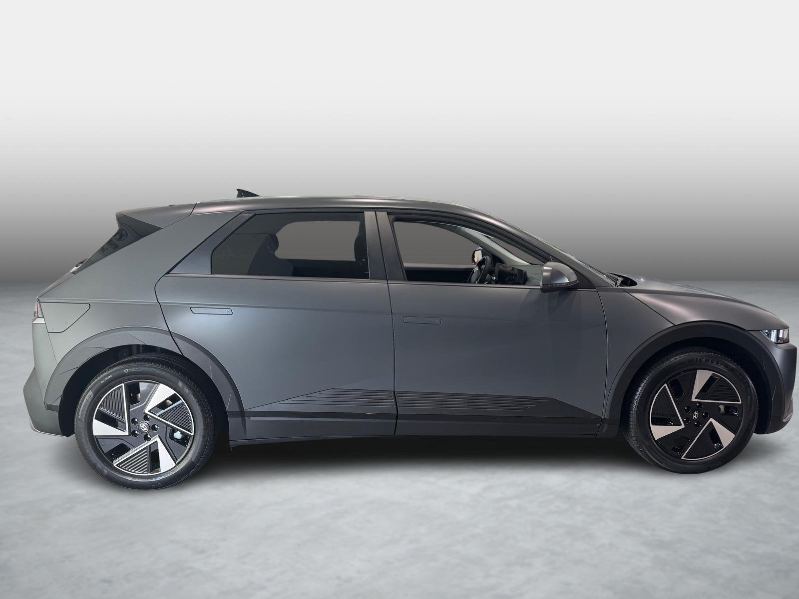 Hyundai IONIQ 5 84kWh Core (automatique), Autos, Argent ou Gris, Achat, https://public.car-pass.be/vhr/1eadf6c3-3a45-4dc1-9758-993f54872629