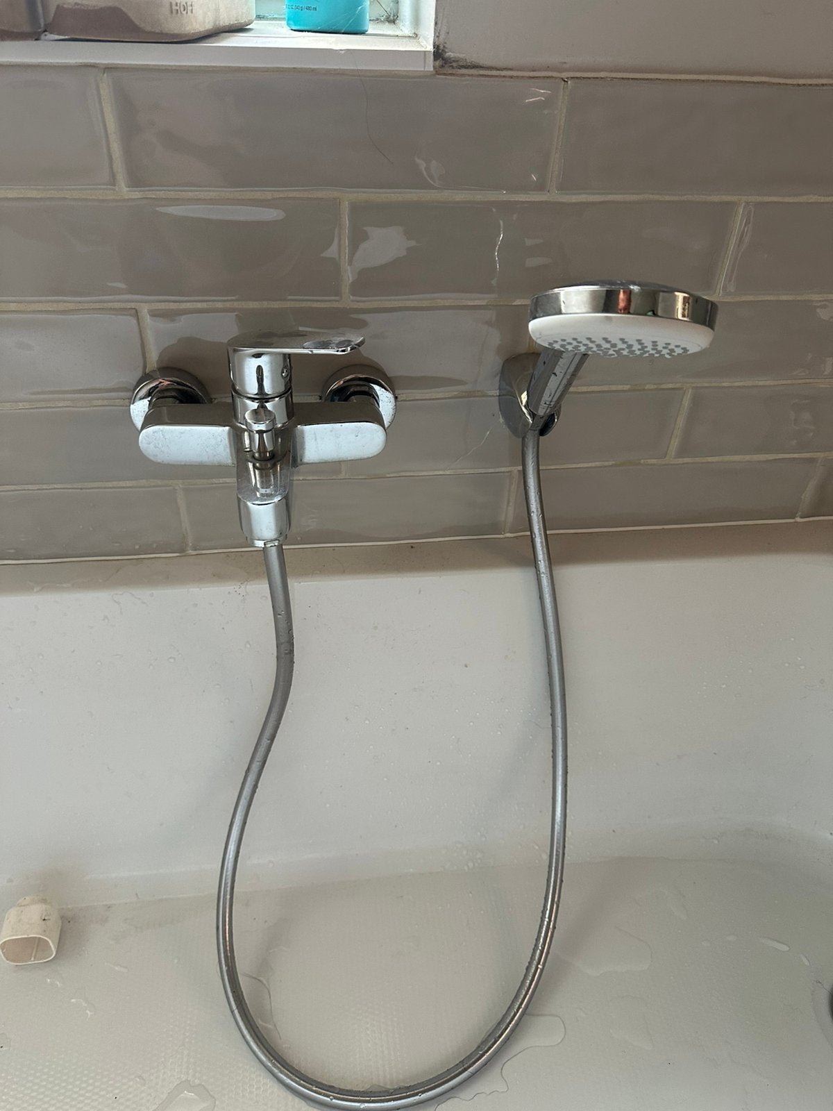 Hansgroghe mengkraan met sproeikop, Doe-het-zelf en Bouw, Sanitair, Ophalen, Zo goed als nieuw
