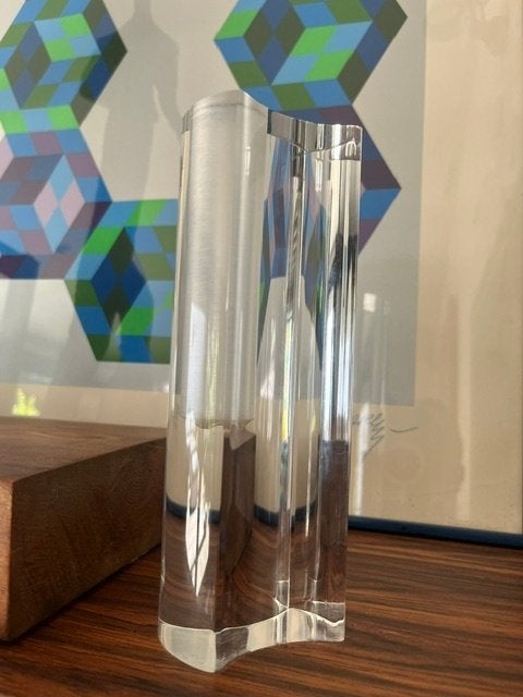 Vase soliflore Guzzini lucite vintage, Antiquités & Art, Enlèvement