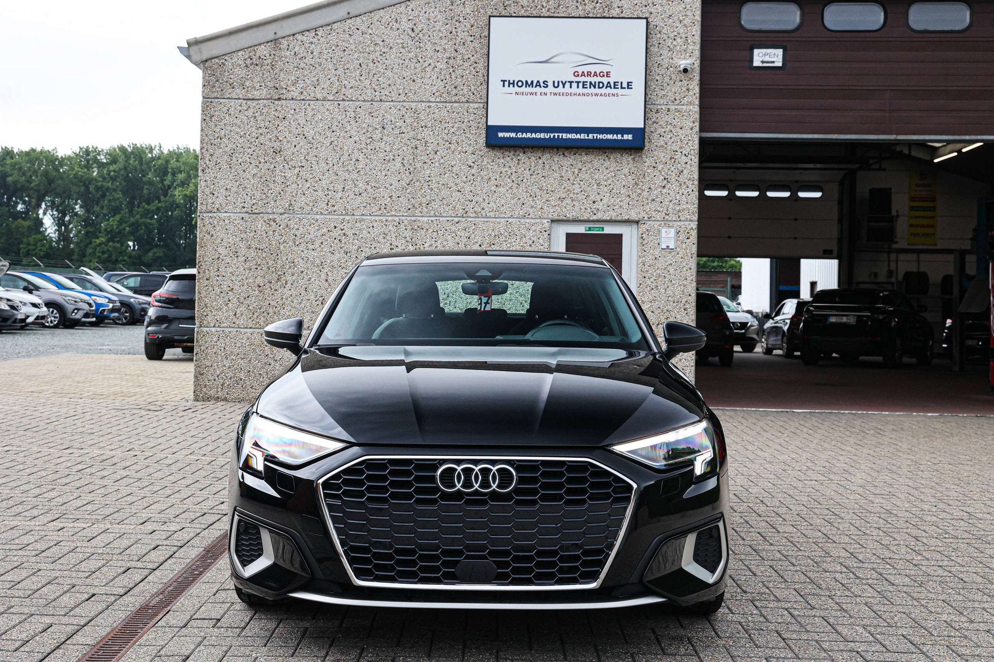 Audi A3 ADVANCED-UITVOERING*150PK*1500CC*AUTOMAAT*FULL-LED-K, Auto's, Stof, 4 cilinders, Zwart, Bedrijf