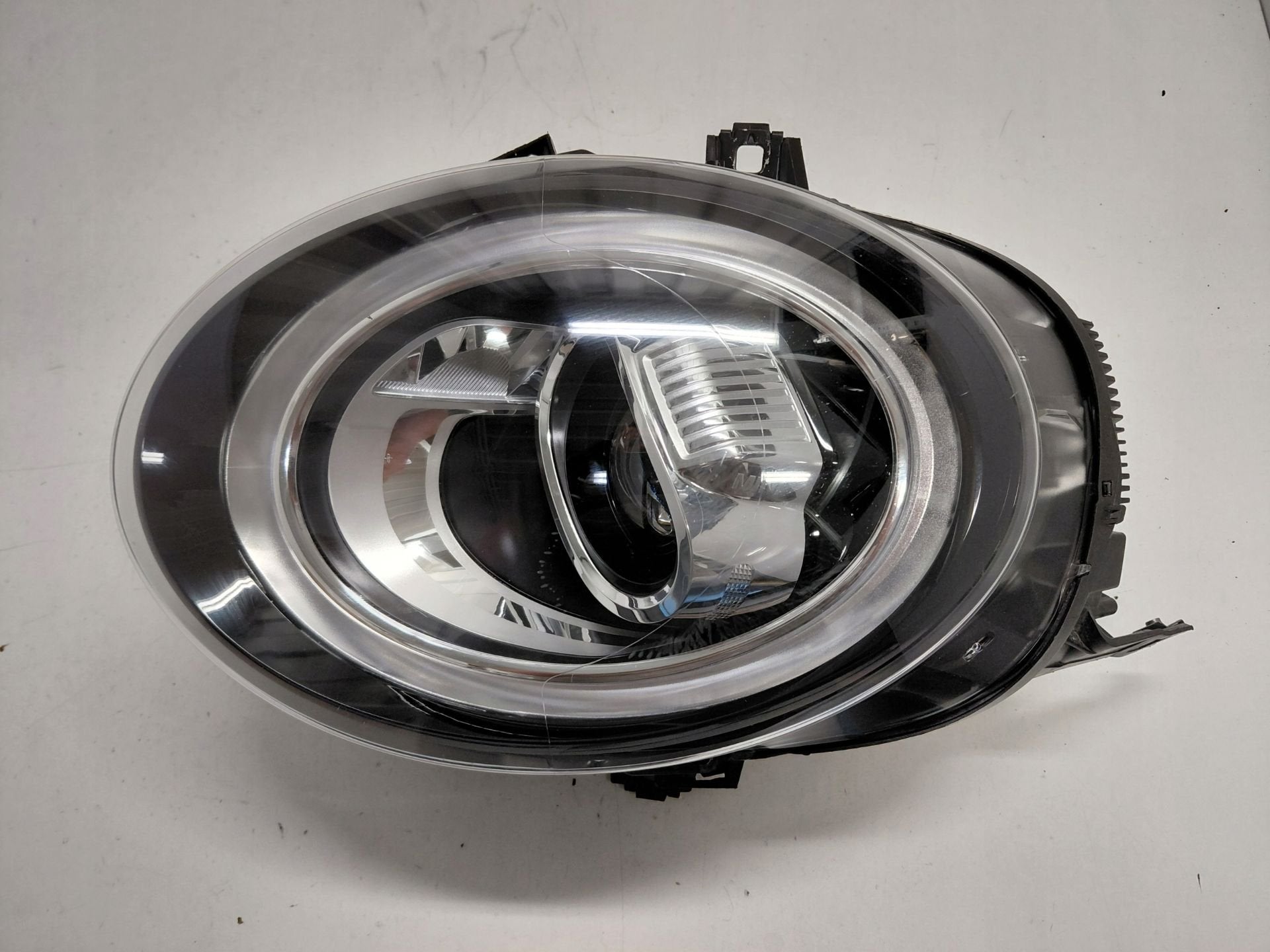 Phare gauche Mini F55 F56 8737599, Customer.service@mini.co.uk, BMW AG, Petuelring 130
80788  Munich, DE, Mini