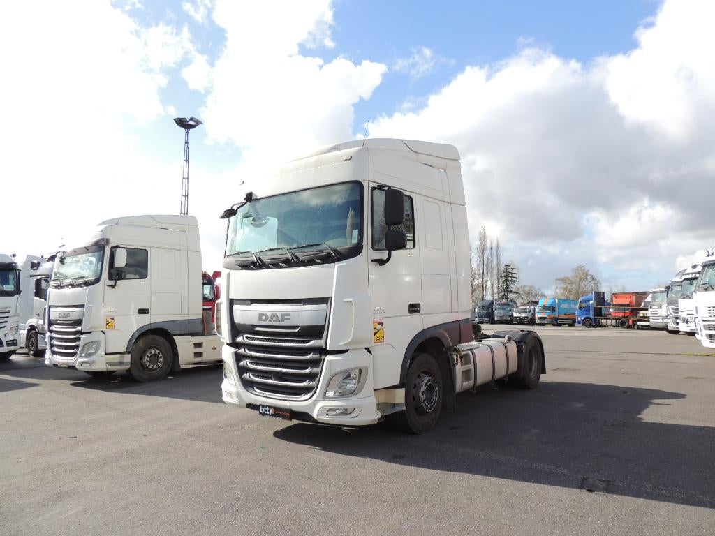 daf xf 460 space cab, Auto's, Automaat, Achterwielaandrijving, Euro 6, Wit