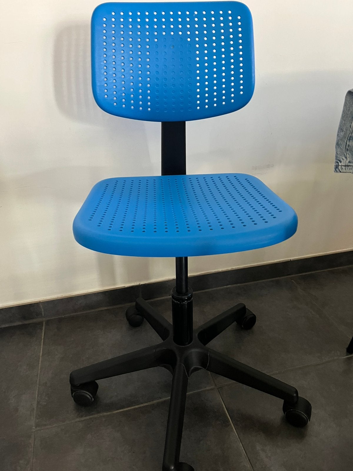 bureaustoel ikea kind, Huis en Inrichting, Ophalen, Gebruikt, Blauw, Bureaustoel