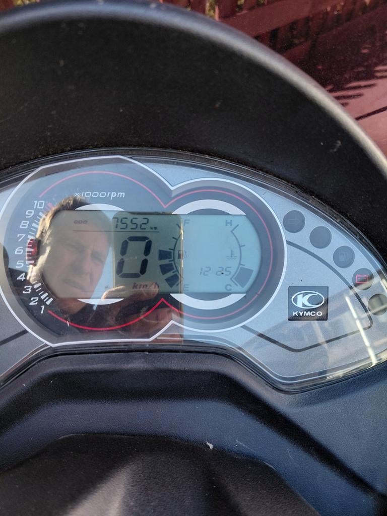 Scooter KYMCO 125 cc prima staat !!, Ophalen, 125 cc, Zo goed als nieuw, Benzine