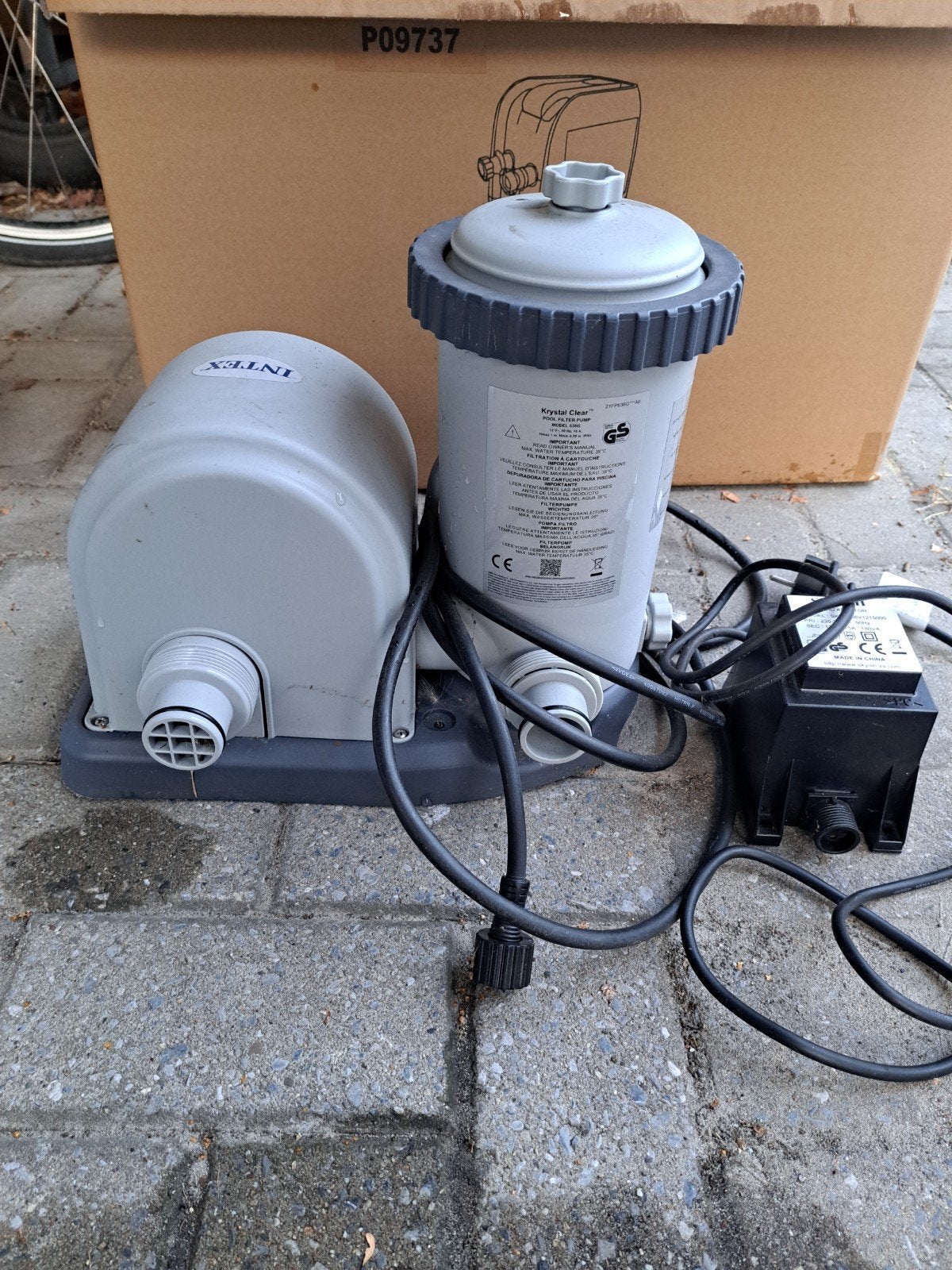 Intex Krystal Clear cartridge filterpomp (model 28636GS), Tuin en Terras, Ophalen, Zo goed als nieuw, Zwembadpomp