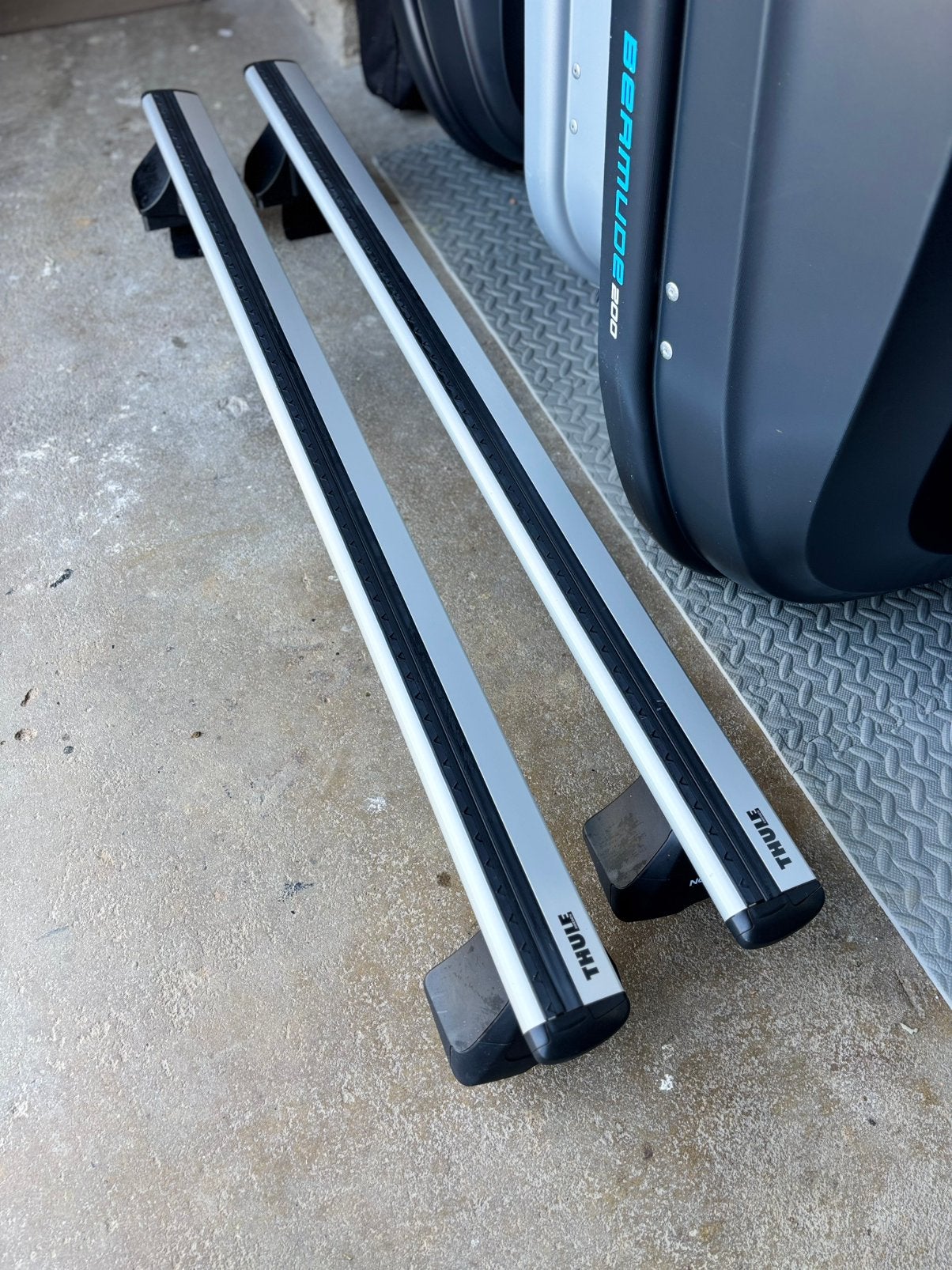 Barres de toit THULE pour VW GOLF, Autos : Pièces & Accessoires, Enlèvement, Neuf