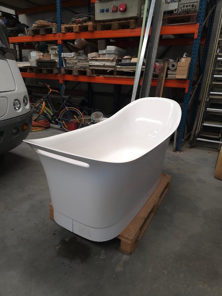 Vrijstaand bad, Doe-het-zelf en Bouw, Sanitair, Nieuw, Bad, Ophalen
