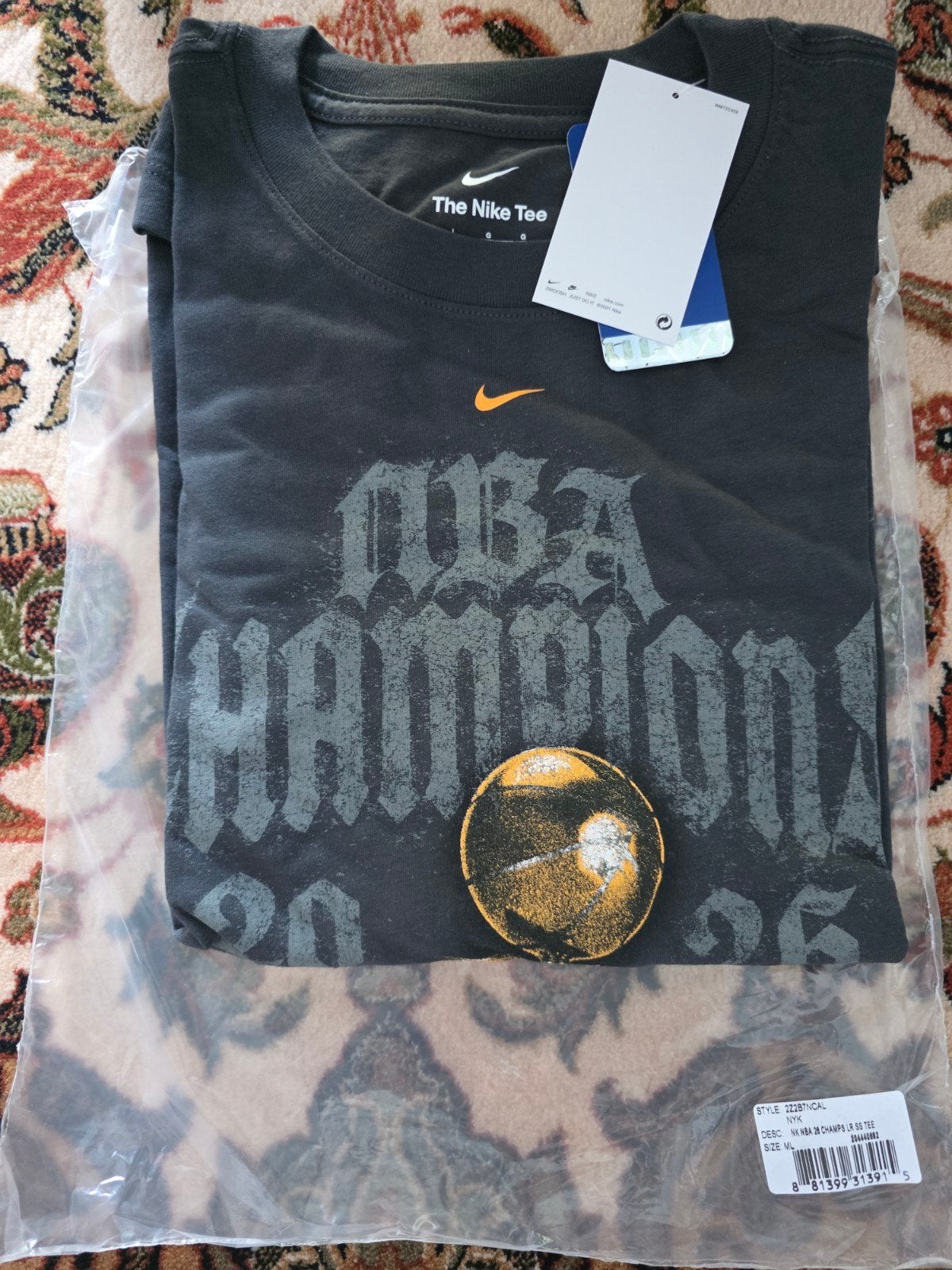 Nike officieel NBA Champions T-shirt voor de New York Knicks, Ophalen, Grijs