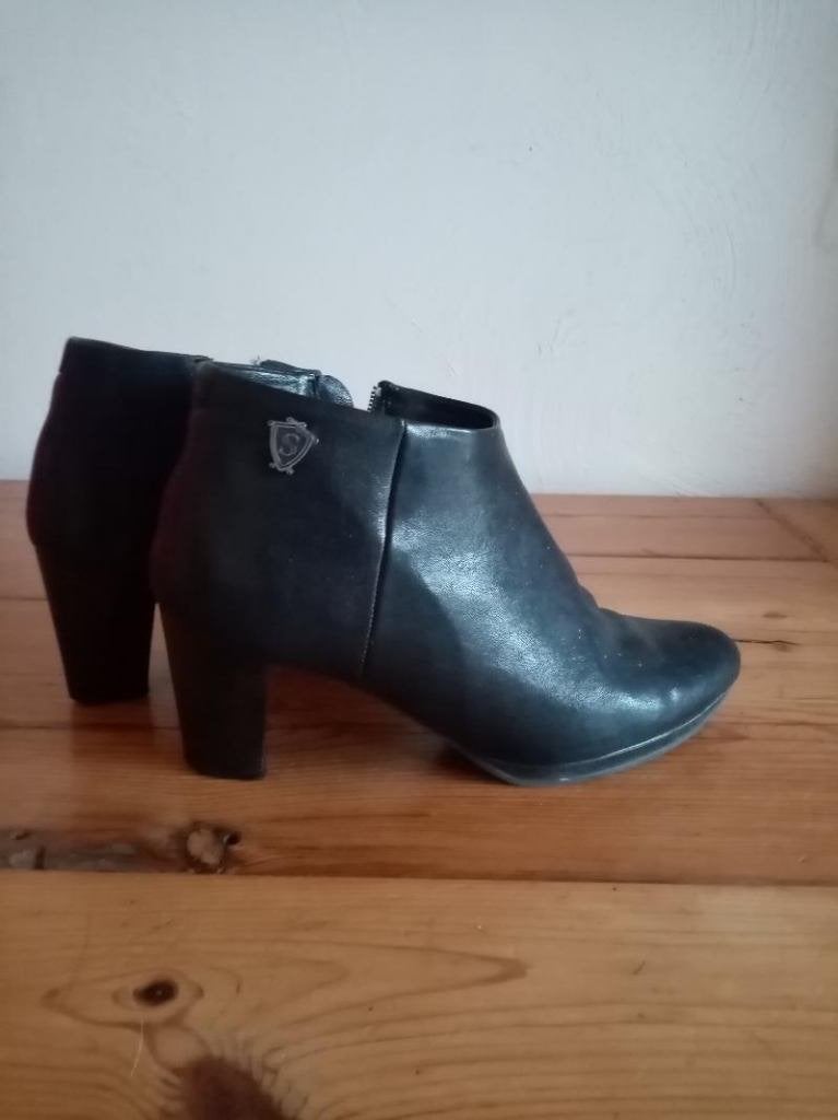 Softwaves : zwart lederen enkellaarzen , lage laarzen mt 39, Kleding | Dames, Zwart, Lage of Enkellaarzen, Ophalen of Verzenden