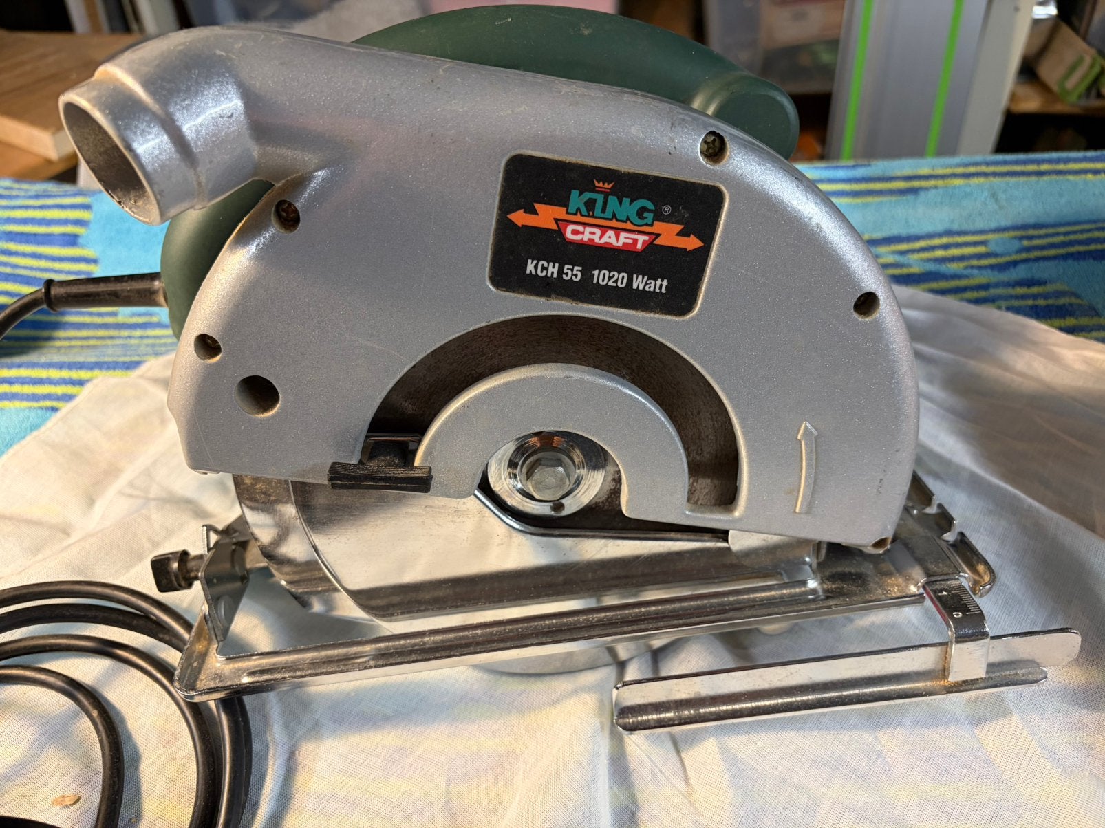 Cirkelzaagmachine voor hout., Ophalen, Zo goed als nieuw, Cirkelzaag