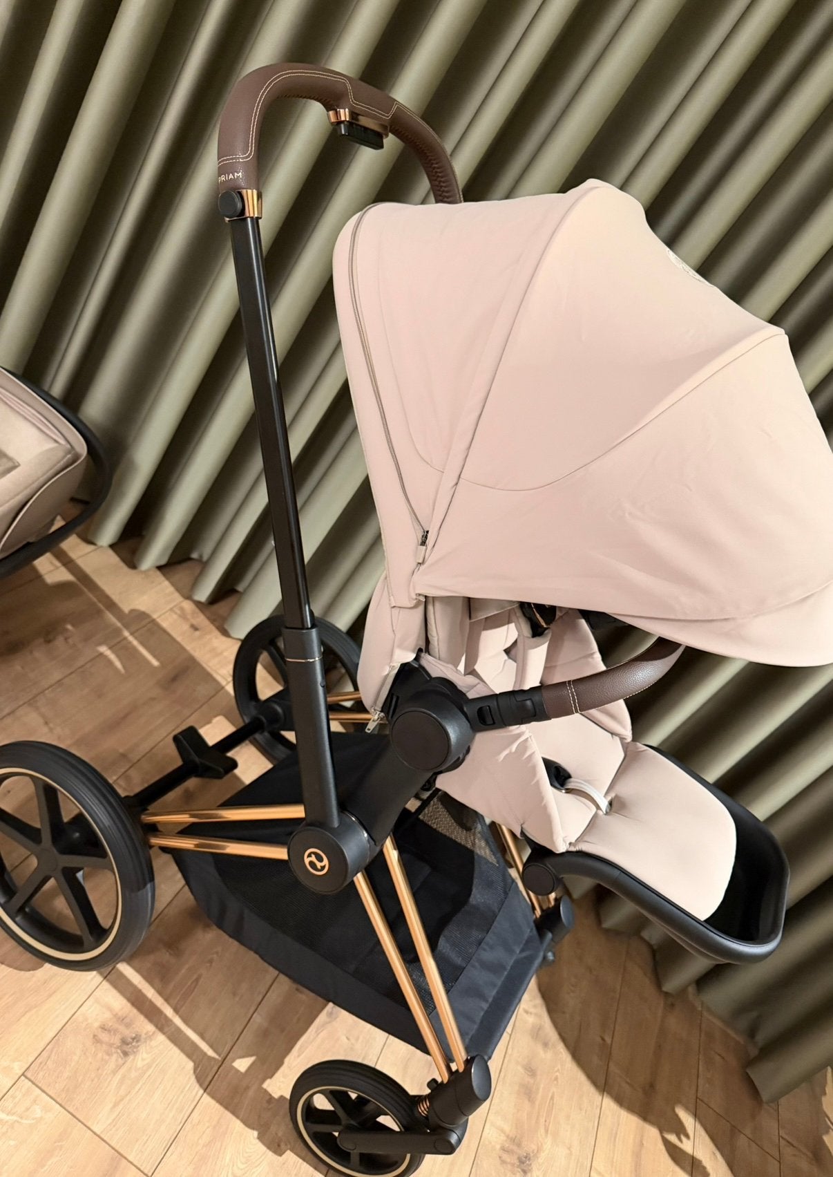 Cybex Priam Rosegold beige, Enfants & Bébés, Poussettes & Combinaisons, Enlèvement, Comme neuf, Poussette, Maxi-Cosi