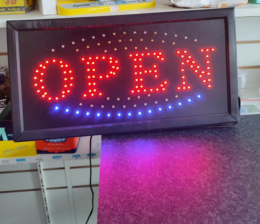 Winkel materiaal (tafel,rek,Led bord,snoeprek), Ophalen, Gebruikt, Overige typen