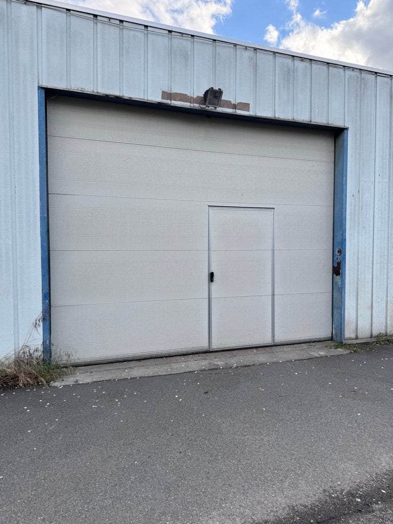 Elektrische sectionaalpoort Nassau – 4160 x 3300 mm, Ophalen, Gebruikt