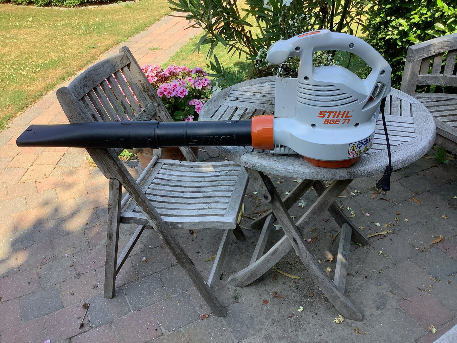 Bladblazer Stihl, Ophalen, Zo goed als nieuw, Elektrisch, Handgedragen