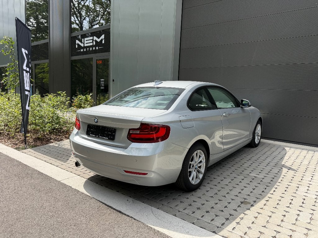 BMW 218dA Edition Sport,GARANTIE,NAVI,CRUISE,AIRCO,PDC,USB,, Autos, Cuir, Argent ou Gris, Entreprise, Entretenue par le concessionnaire