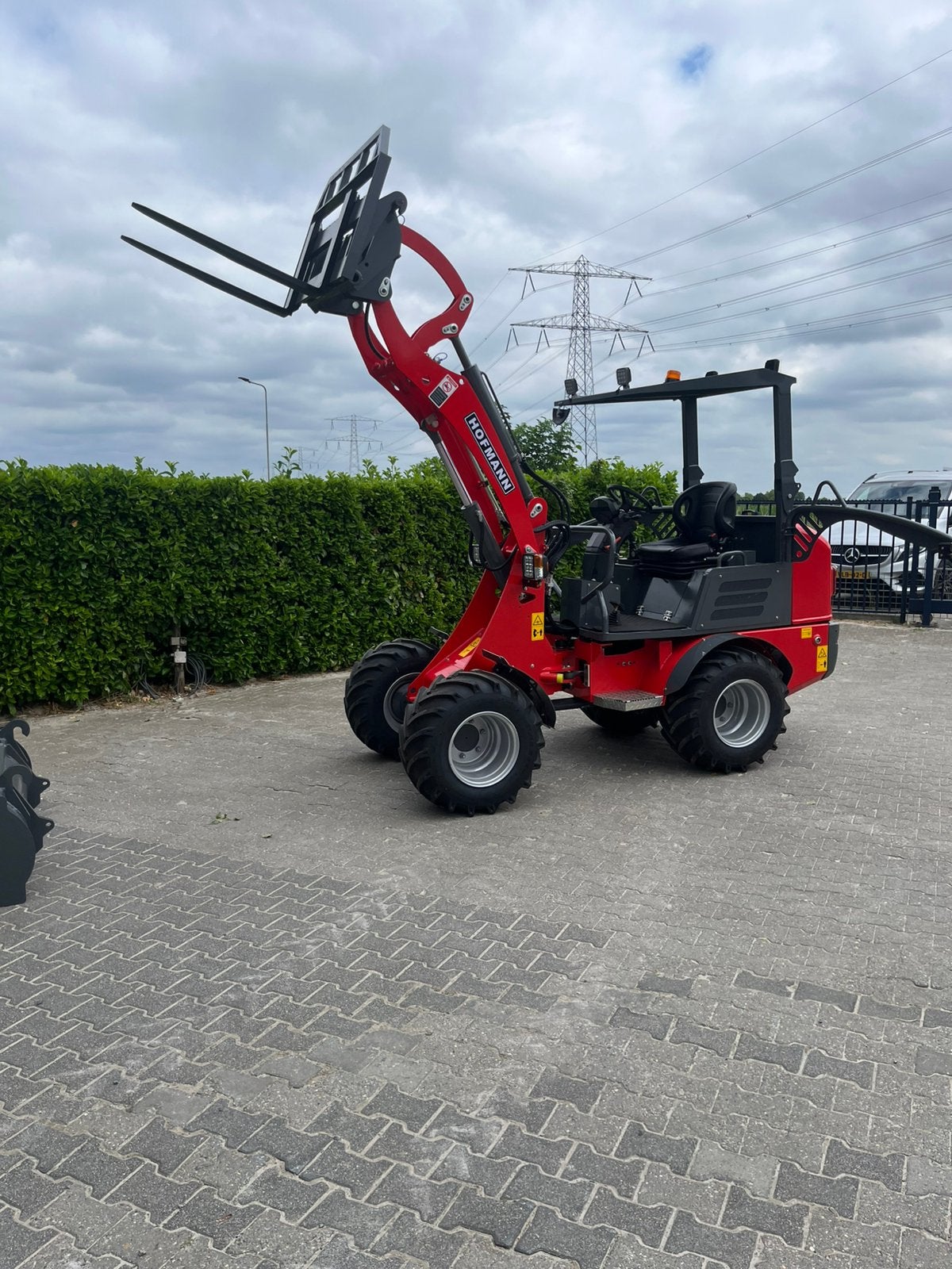 Hofmann H220 topkwaliteit, Articles professionnels, Machines & Construction | Grues & Excavatrices, Chargeuse sur pneus ou Chouleur