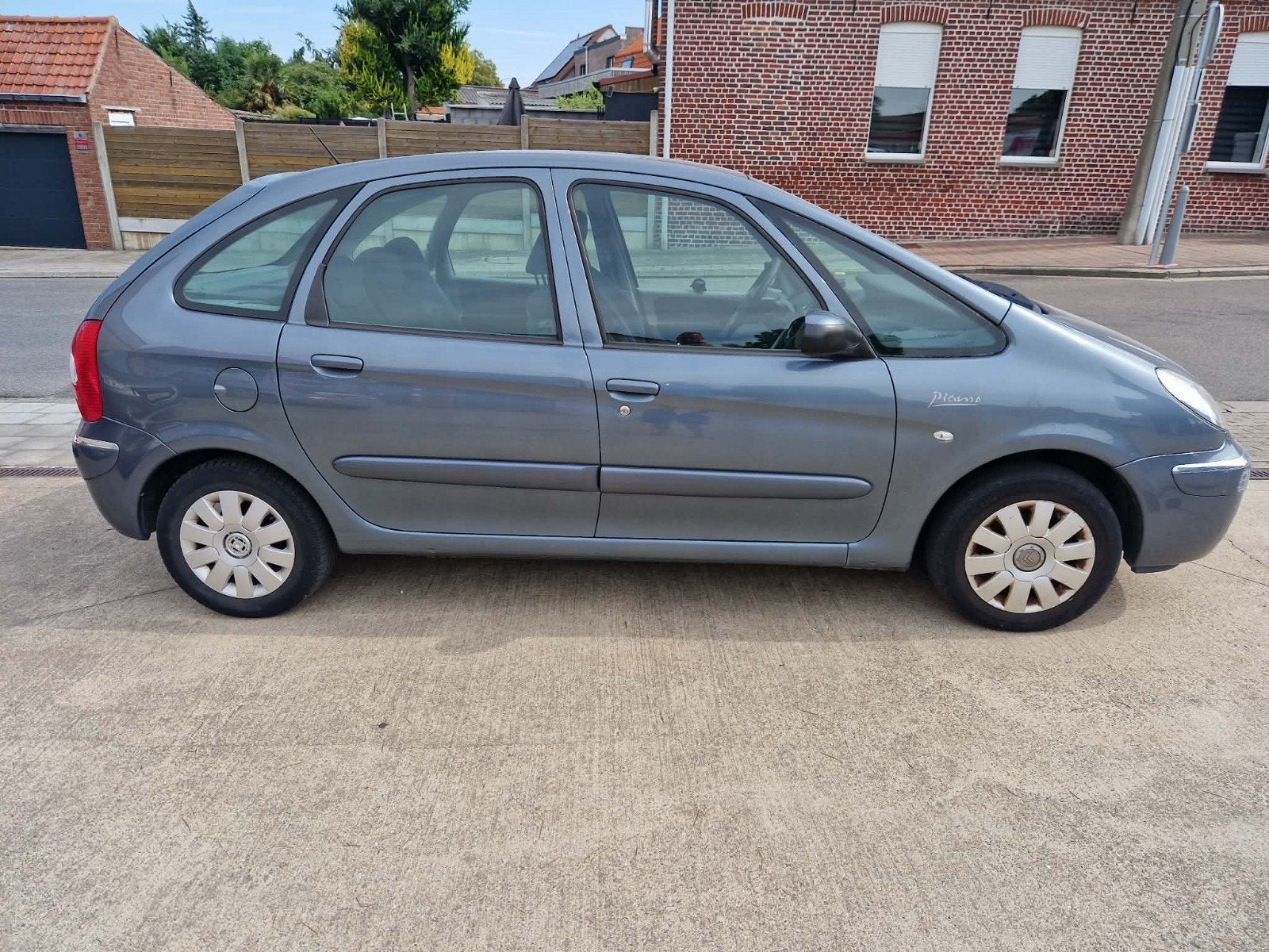 Citroën Xsara Picasso 1l6hdi 1500eur, Auto's, Citroën, Particulier, Xsara, Diesel, Euro 4, Monovolume, 5 deurs, Handgeschakeld
