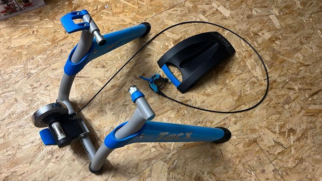 TACX Satori - Fietstrainer / Rollen, Sport en Fitness, Ophalen, Zo goed als nieuw, Overige typen