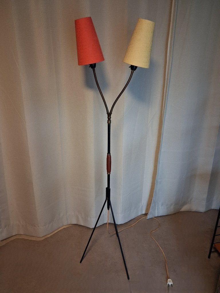 Tripod retro vloerlamp. Teak. Jaren 50, jaren 60 lamp, Ophalen, Gebruikt, Metaal, 100 tot 150 cm