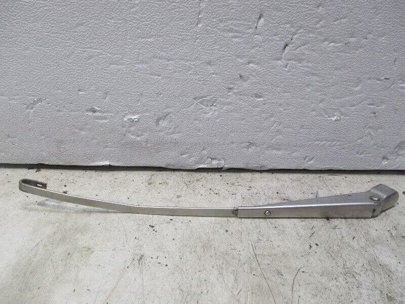 RUITENWISSERARM RECHTS VOOR Mercedes-Benz / 8 (W115), Autos : Pièces & Accessoires, Mercedes-Benz AG, Enlèvement ou Envoi, Utilisé