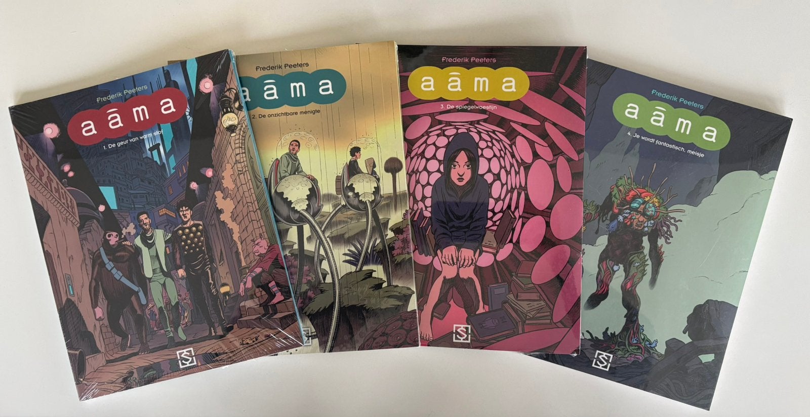 AÃMA  , volledige reeks , 4 delen nog sealed !, Boeken, FREDERIK PEETERS, Complete serie of reeks, Nieuw, Ophalen of Verzenden