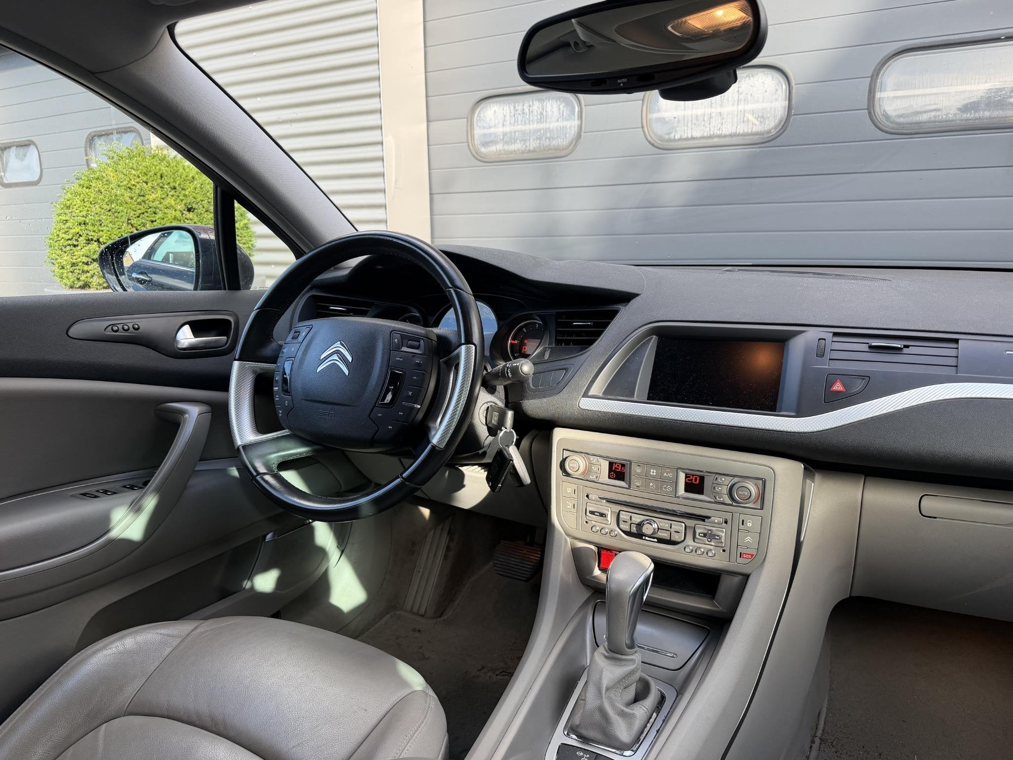 Citroën C5 Tourer 2.0 HDiF Exclusive (automatique), Cuir, Euro 5, Achat, Entreprise