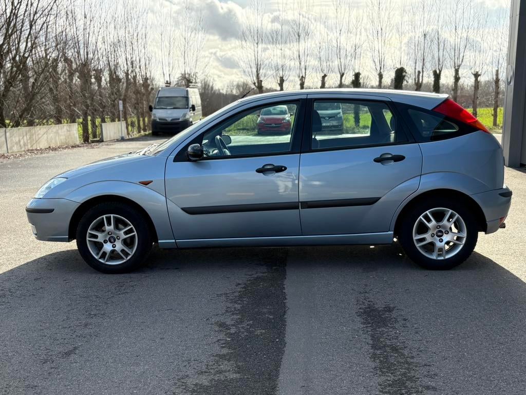 Ford Focus Benzine *Automaat* 2004 Airco, Auto's, Bedrijf, 5 deurs, Dealer onderhouden, Euro 4