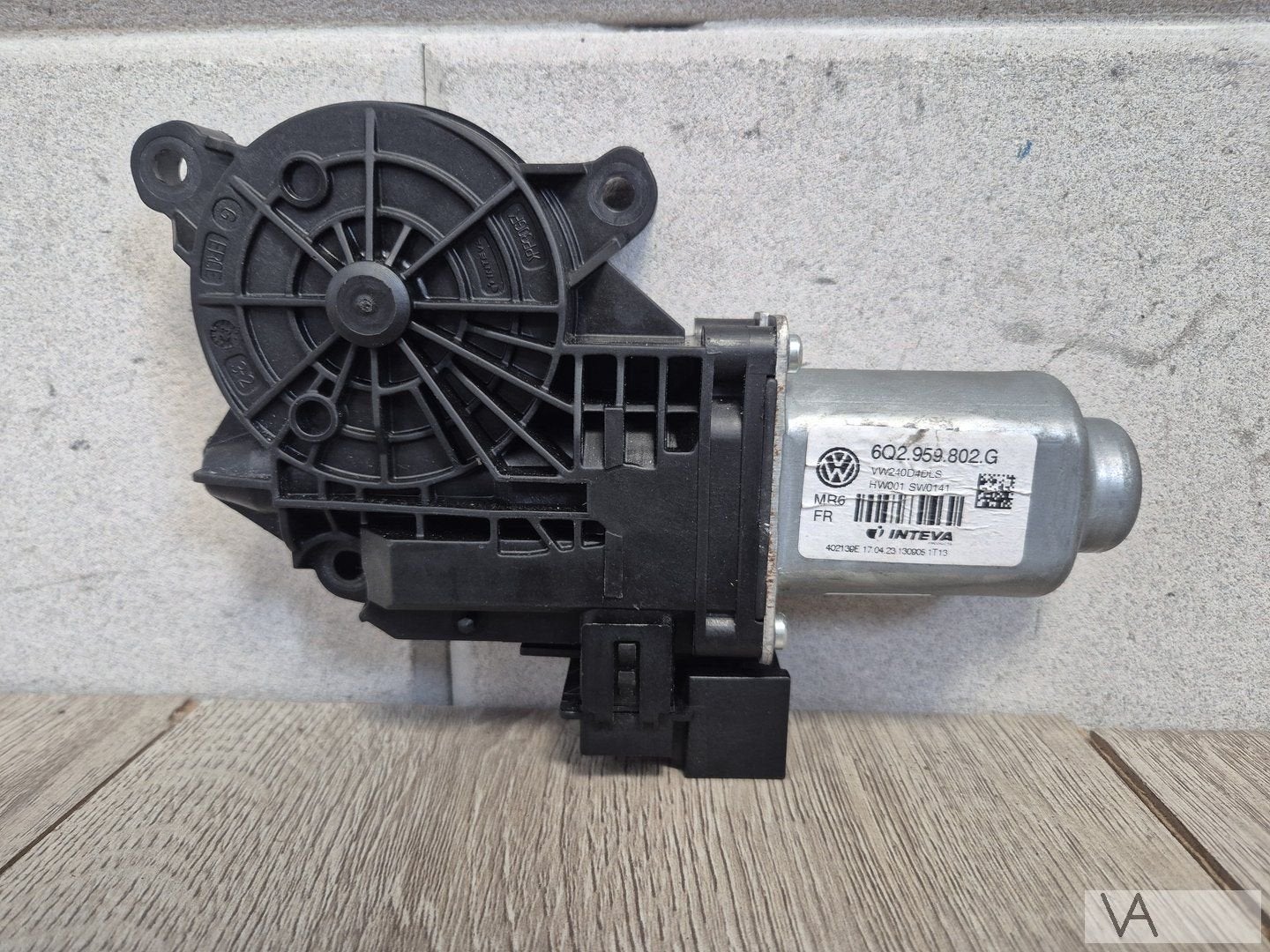 Raammotor links voor VW Polo 9n3 Skoda Fabia 6q2959802G €100, -, Utilisé, Skoda, -
