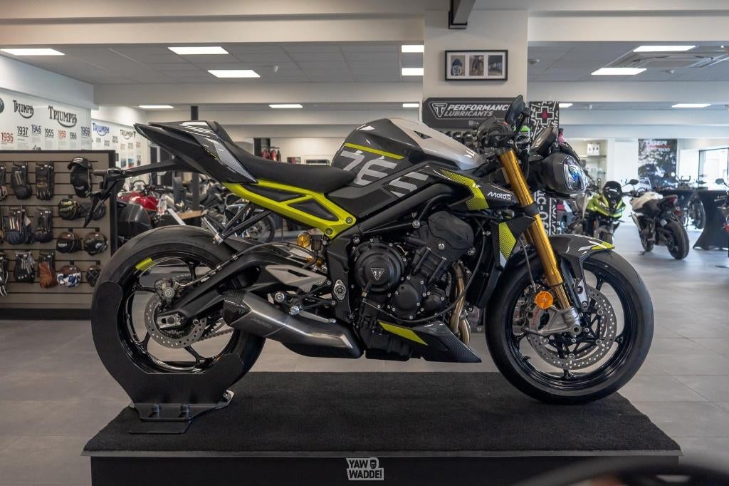Triumph Street Triple 765 Moto2 Edition, Motoren, Traction Control, Nieuw, Motorrijbewijs A, Bedrijf