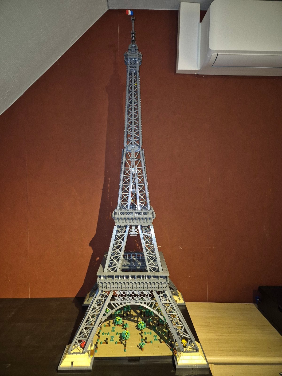 Fake lego eiffeltoren 1,5 Meter, Hobby en Vrije tijd, Ophalen