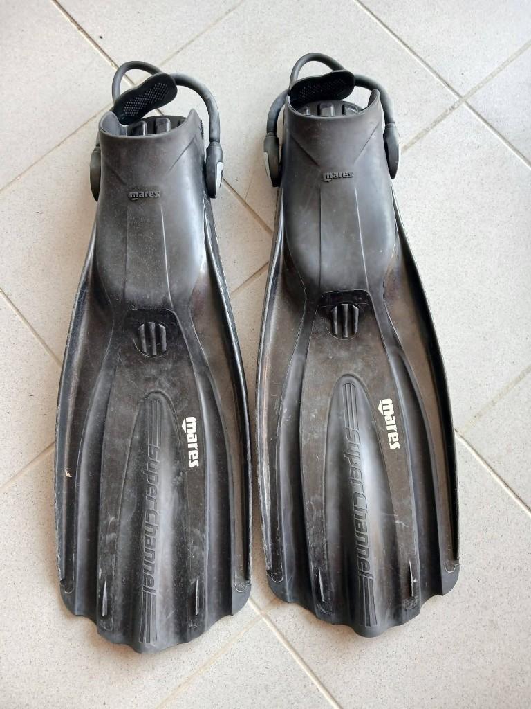 Palmes plongée, Enlèvement, Utilisé, Palmes de natation ou de plongée