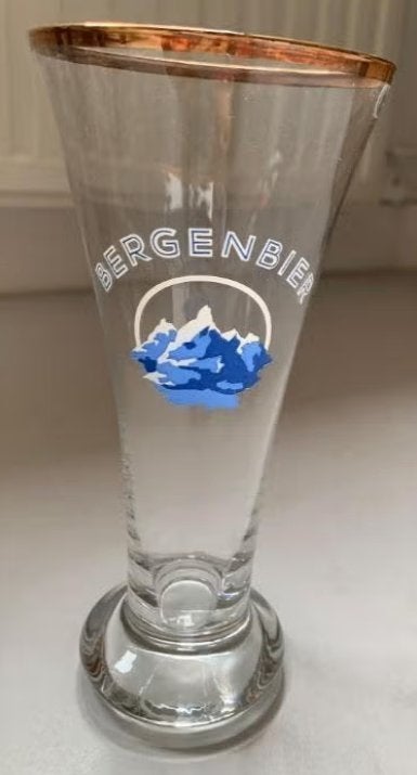 Een vintage Bergenbier fluitglas, Verzamelen, Ophalen of Verzenden, Zo goed als nieuw, Glas of Glazen
