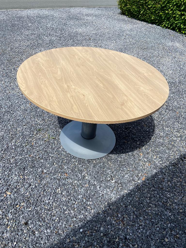 Table cuisine, 100 à 150 cm, Quatre personnes, Rond, 100 à 150 cm
