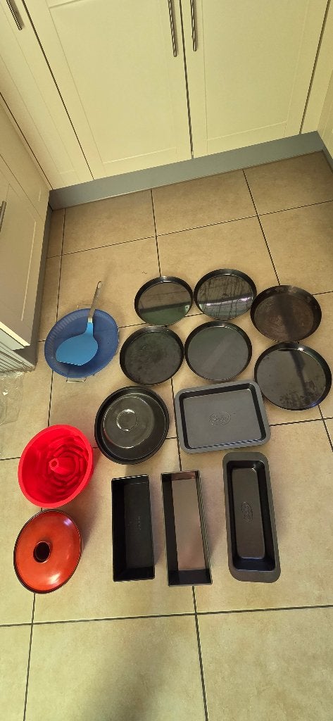Lot de moules pour pâtisserie, Enlèvement, Comme neuf, Moule