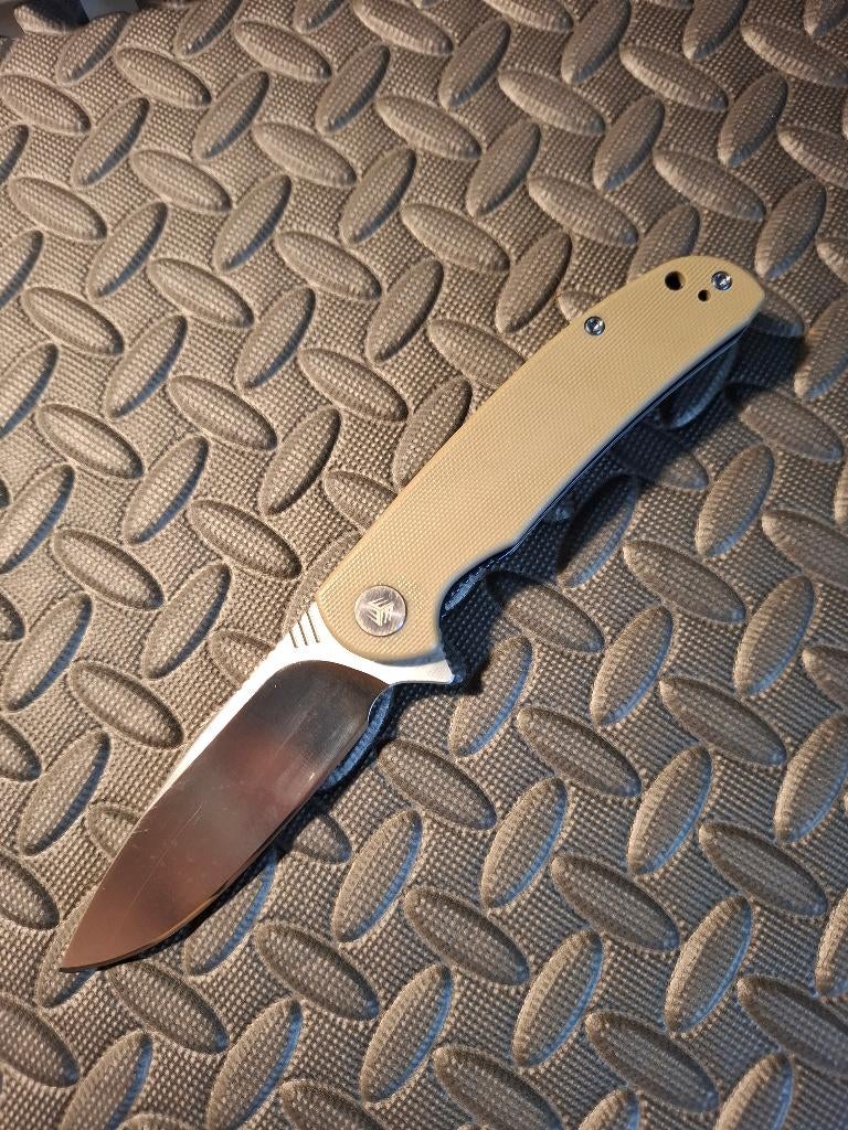 WE knives practic flipper M390, Caravanes & Camping, Outils de camping, Enlèvement