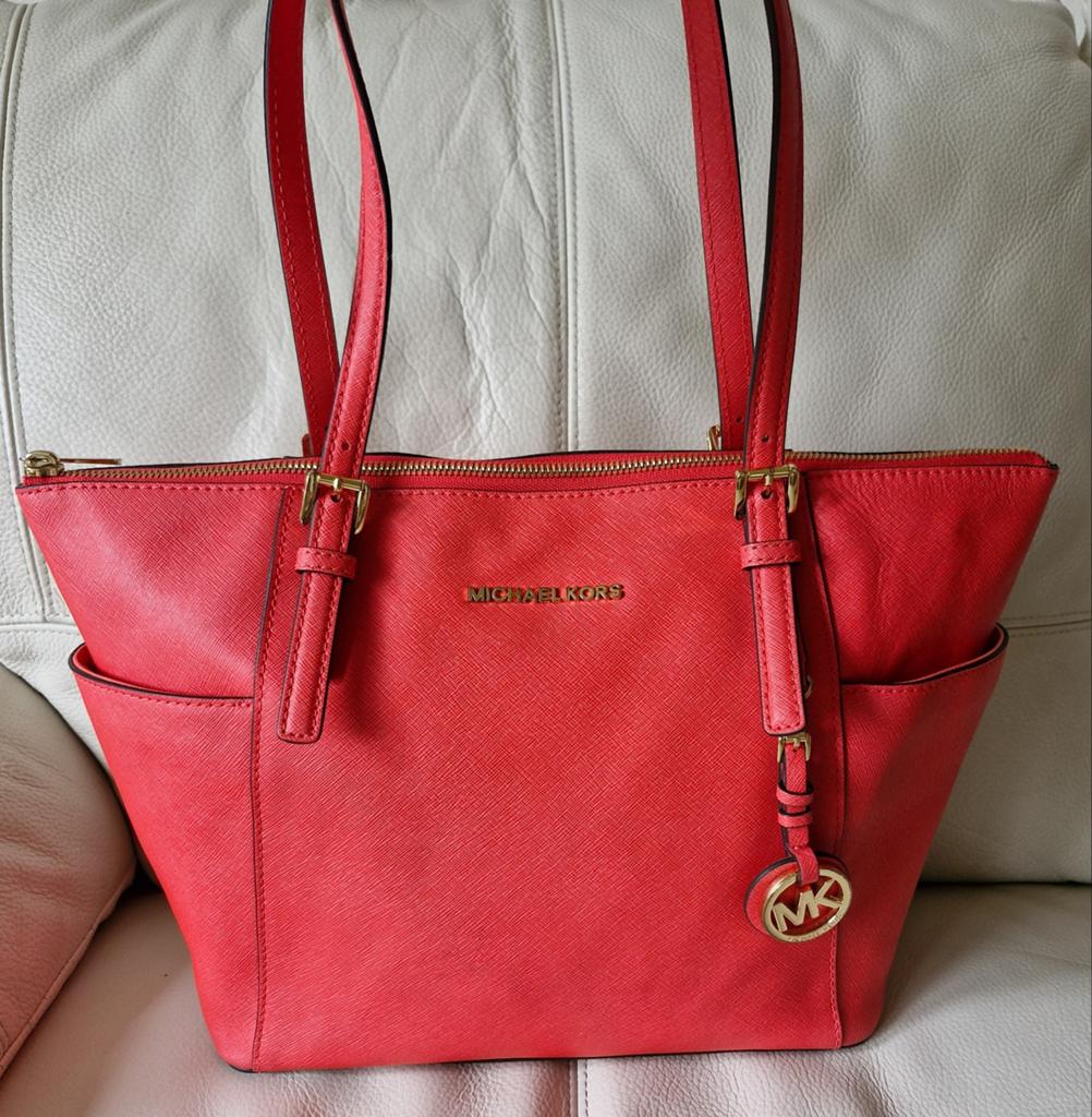 Michael Kors koraal rode handtas leer als nieuw, Enlèvement, Sac à main