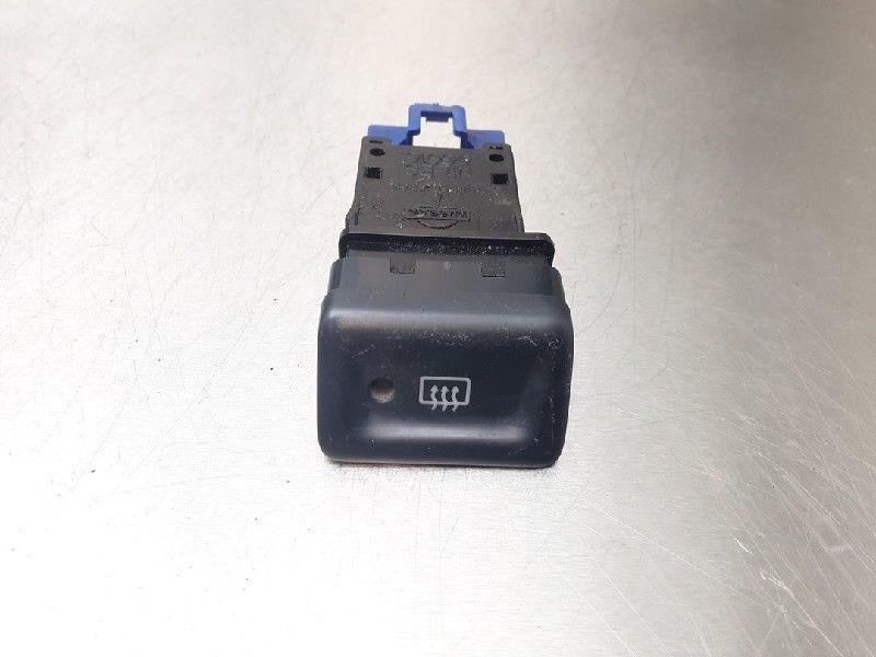 ACHTERRUITVERWARMINGSSCHAKELAAR Nissan Maxima QX (A32), Gebruikt, Nissan